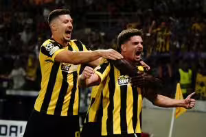 欧冠-雅典AEK 1-0 LASK林茨 马林任意球制胜约维奇进球被吹